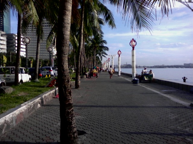 Baywalk Roxas Boulevard
