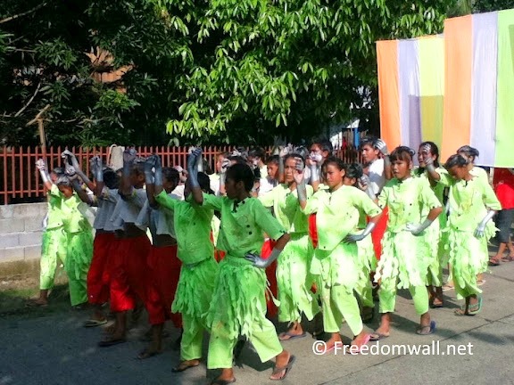 Palaran Festival 2011 Bonawon street dancers
