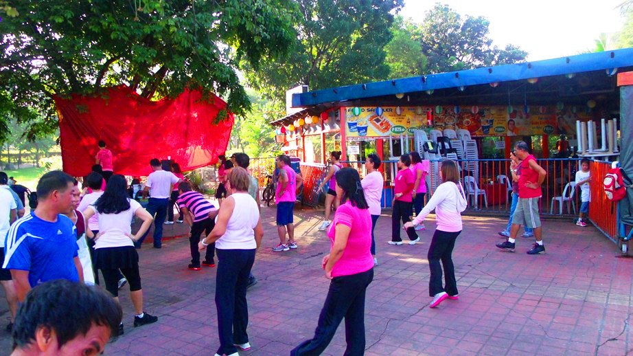 Sunday Morning Aerobics at Harbour Square CCP Complex