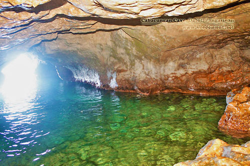 A very clear pool inside Cabacungan Cave