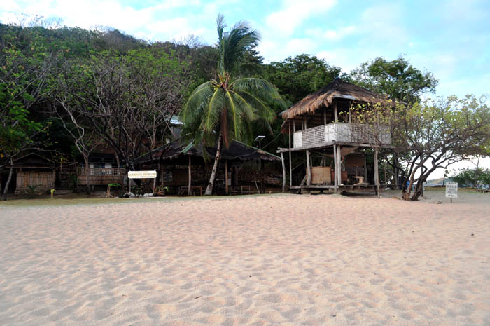 The powdery white sand beach of Banana Island
