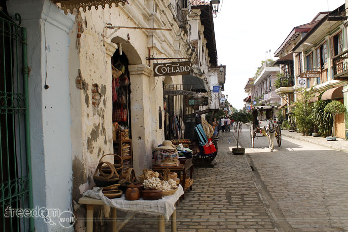 Ancestral houses at Calle Crisologo