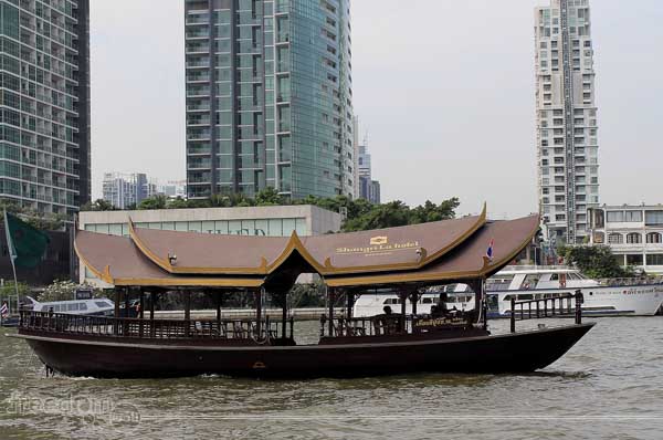 Shangri-la Bangkok river cruiser