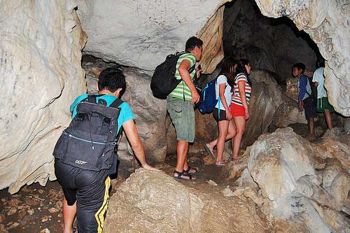 Mini Spelunking at Minalungao