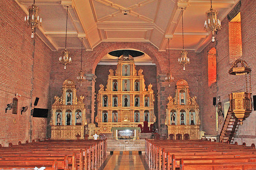 Liliw (St. John the Baptist) Church altar
