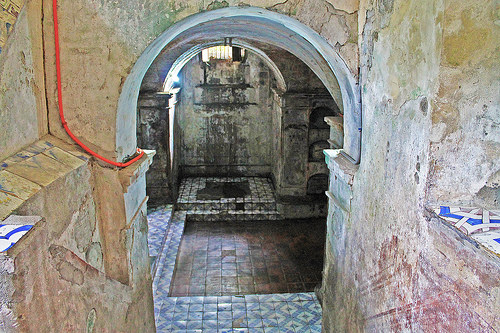 nagcarlan underground cemetery stairway