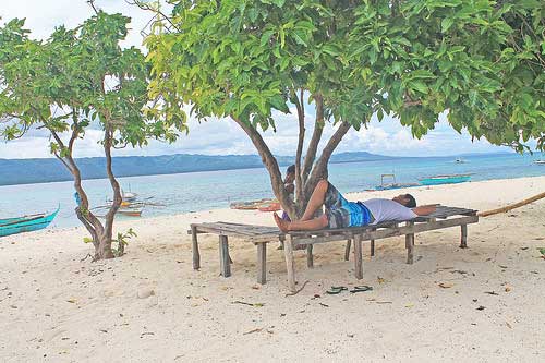 Alibijaban Beach Resting Bench