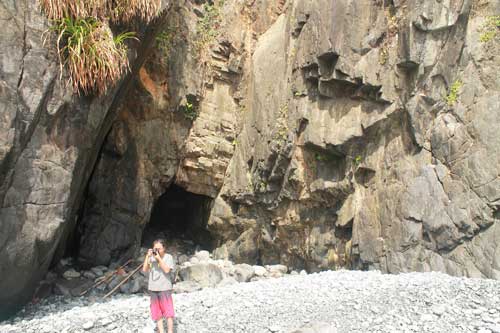 ampere cave