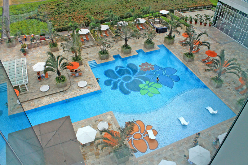 Solaire Resort's Sky Tower pool area