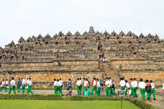 Candi borobudur field trippers