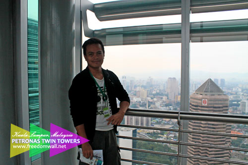 Ian Limpangog at Petronas Twin Towers Sky Bridge