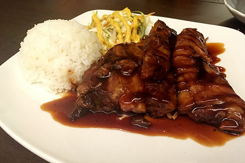 Baby back ribs in barnecue sauce