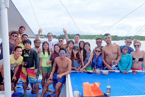Malapascua Sunset Cruise Participants