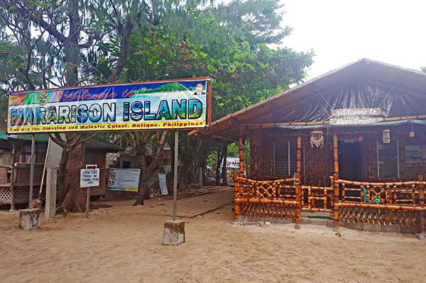 Mararison welcome arch