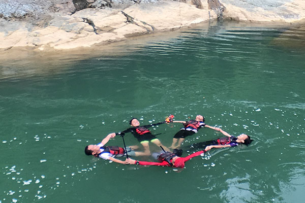 Braving the current to form a circle #travelgoal