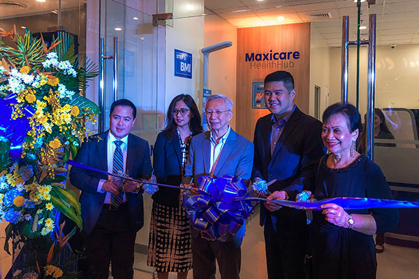 Ribbon cutting ceremony for the opening of Maxicare's Health Hub at Robinsons Galleria Cebu lead by Equicom Group Chairman, Mr. Antonio L. Go (center) and Maxicare CEO, Christian S. Argos (second from the right)