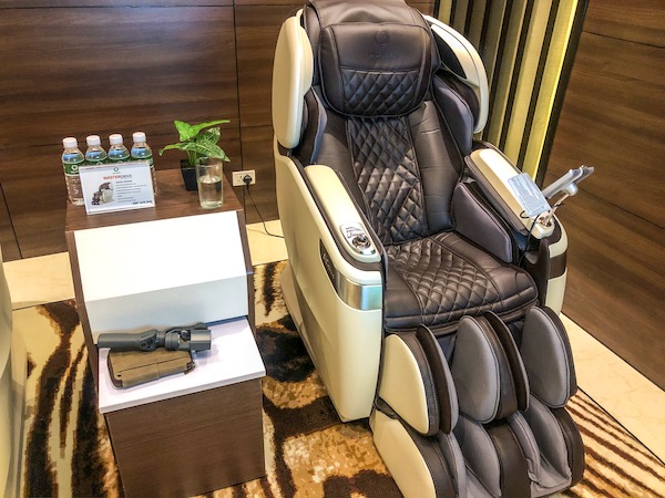 The Master Drive 4D Thermo Chair is OGAWA's most advance product offering