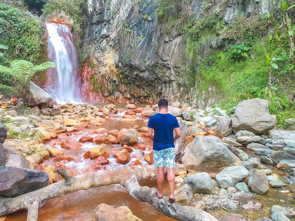 The stunning Pulang Bato Falls