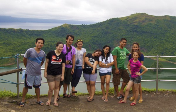 taal volcano trekkers