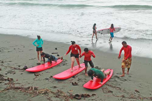 Baler Surf lessons