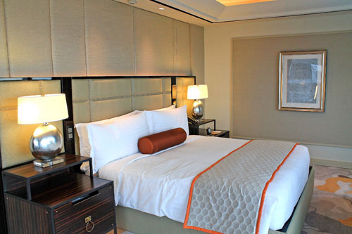 sky tower grand suite bed