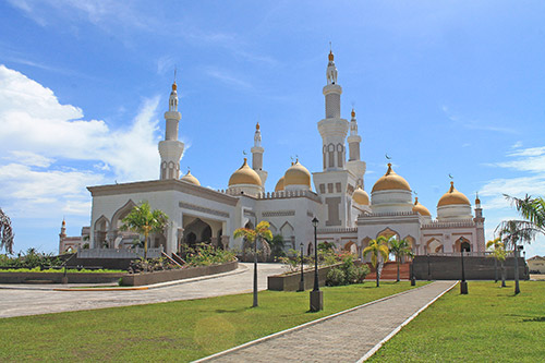 Sultan Haji Hassanal Bolkiah Masjid, also known as the Grand Mosque of Cotabato