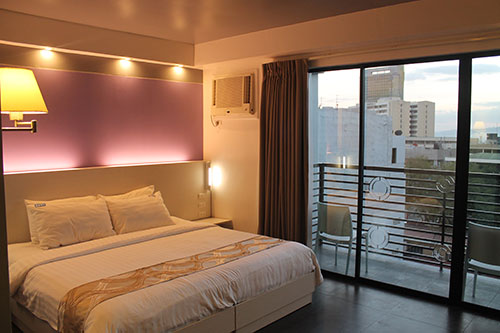 Pillow hotel suite
