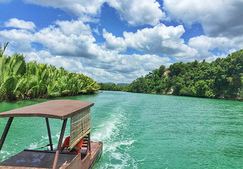 Sightseeing along Bohol River