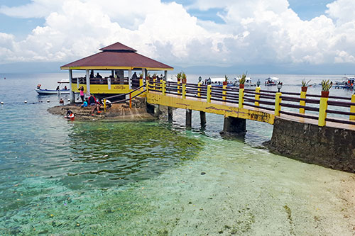 Water gazebo of Cabana Beach Club Resort