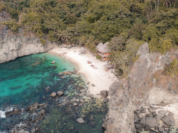Apo Island Dive Resort
