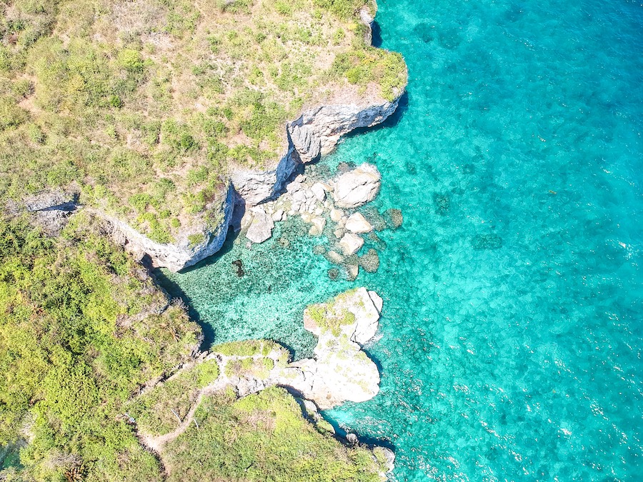 Gateway to Laaw Lagoon in Kinatarcan Island