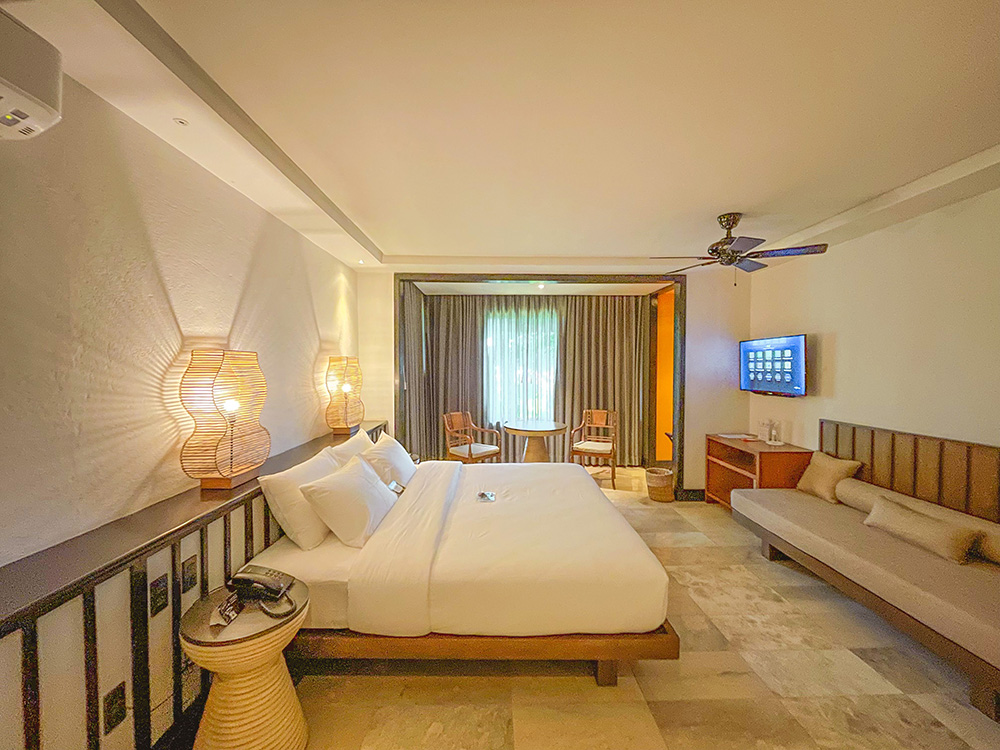 A standard room in Henry Hotel Dumaguete is a definition of luxury