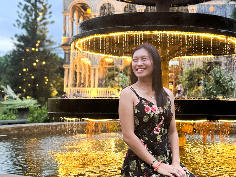 Bianca at The Ruins