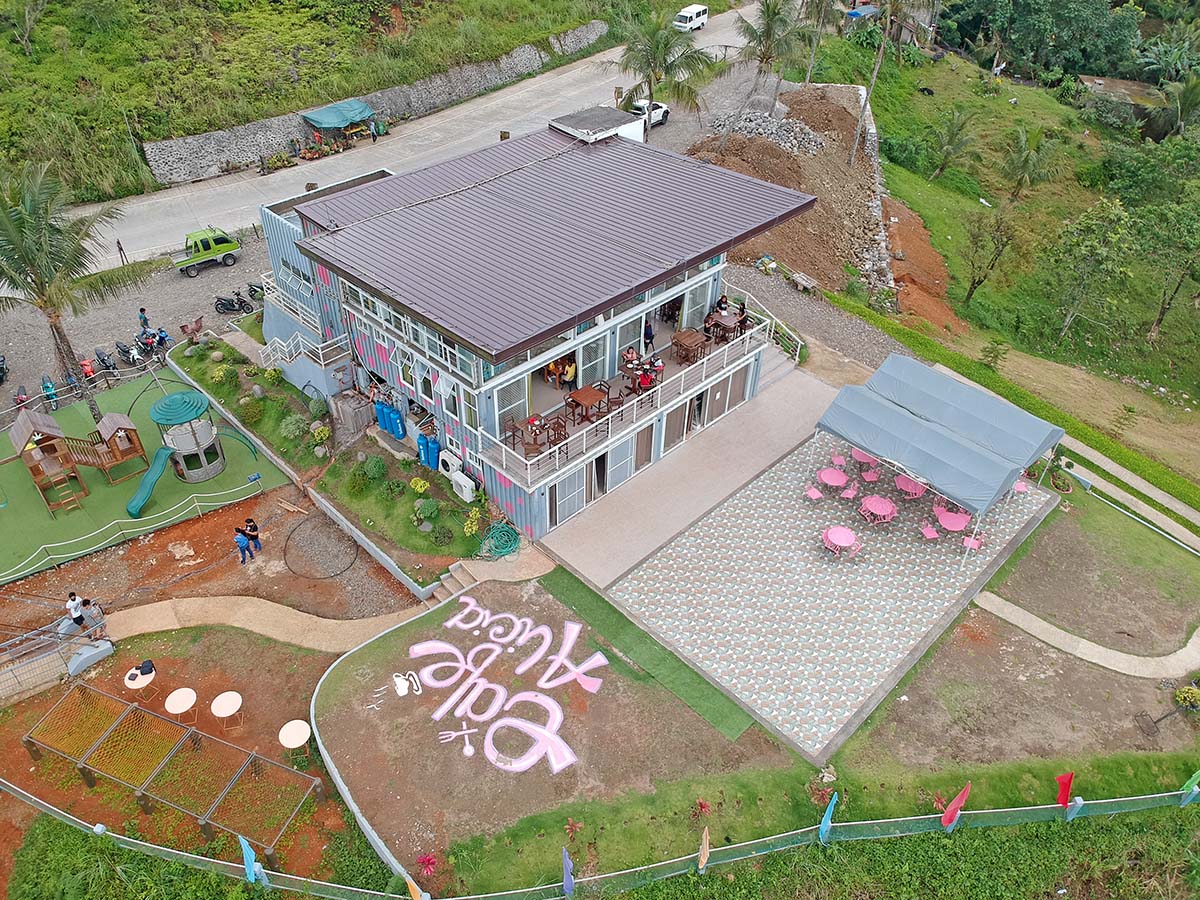 Then building housing both the restaurant and cafe of Cafe Alicia