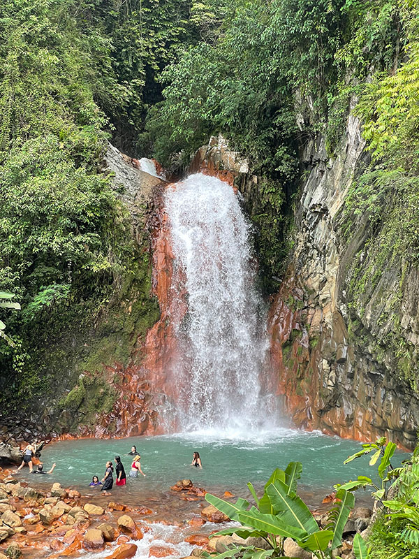Pulang Bato Falls