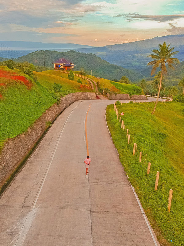The scenic road to Cafe Alicia if you are coming from the North