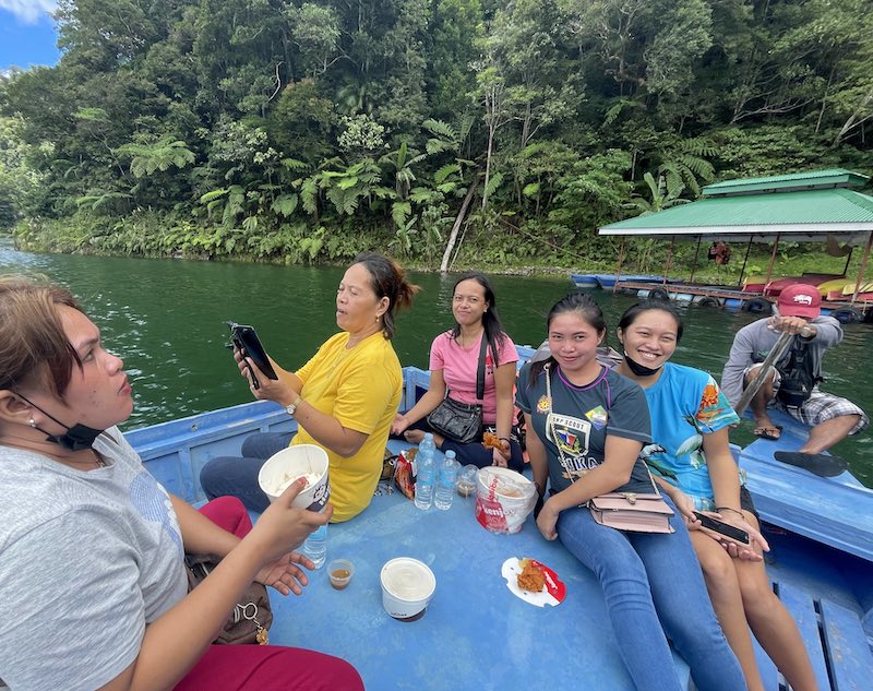 Boat tour: Crossing Lake Balinsasayao to Lake Danao view deck